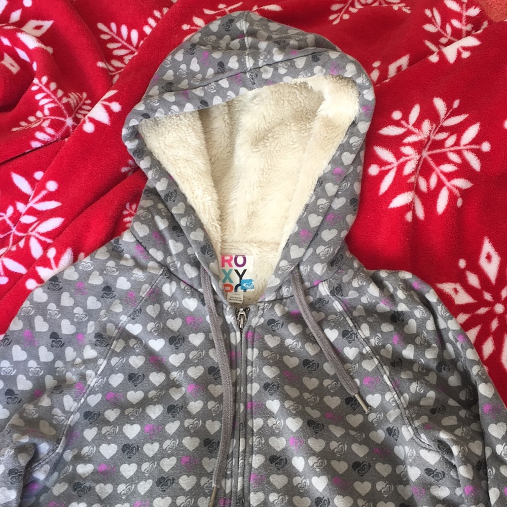 *Last Call* About to be donated!! Roxy furry hoodie